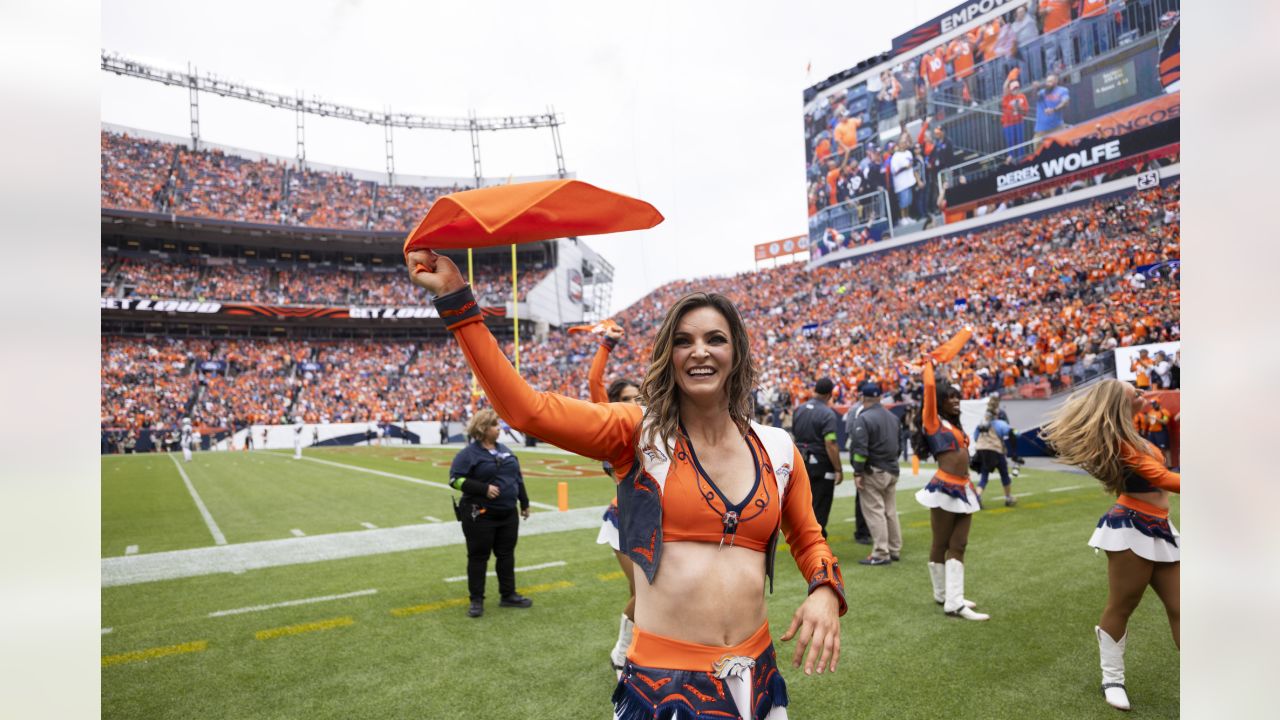 Members of the Denver Broncos cheerleaders perform during an NFL football  game against the Indianapolis Colts, Thursday, Oct. 7, 2022, in Denver. (AP  Photo/Jack Dempsey Stock Photo - Alamy