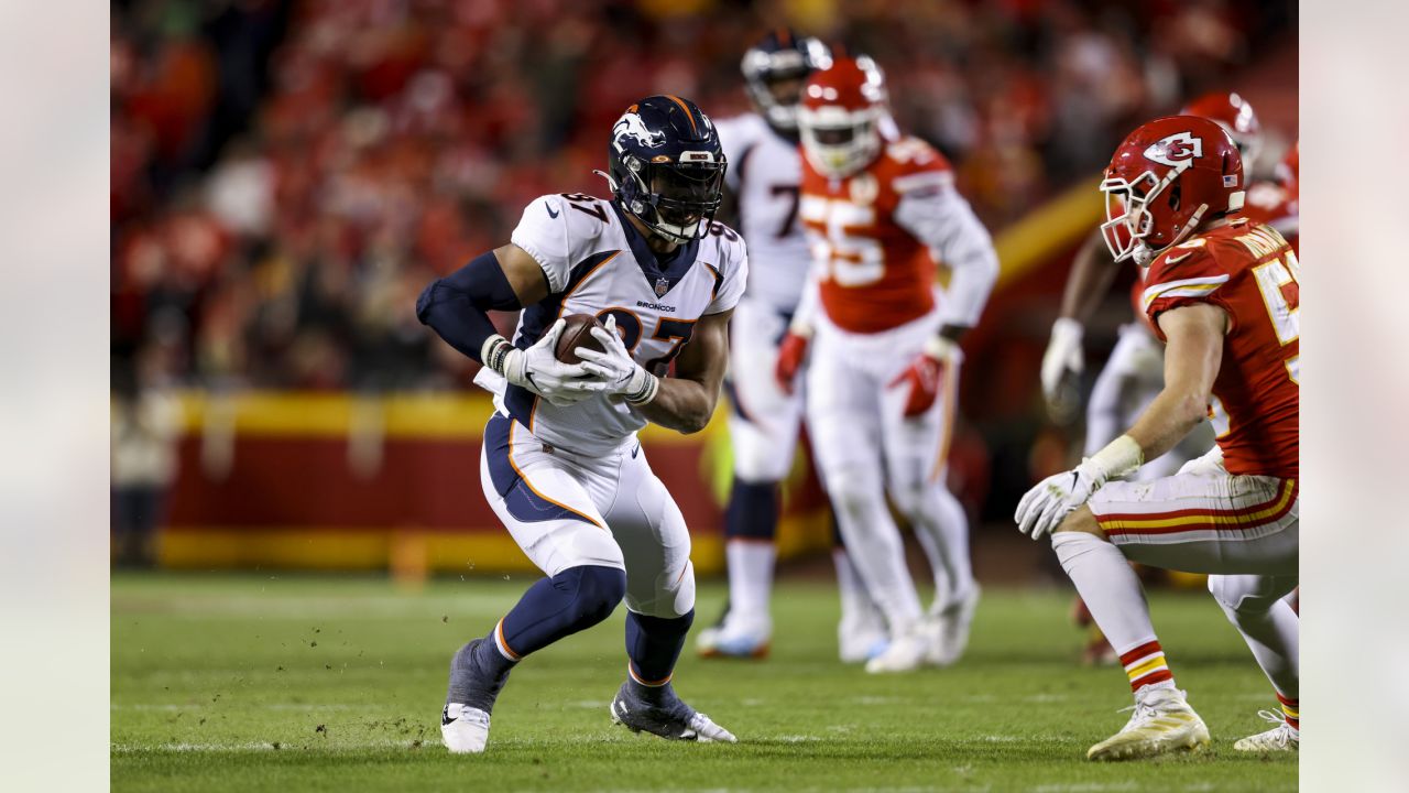 DENvsKC in-game photos: Broncos battle to the end, fall vs. Chiefs