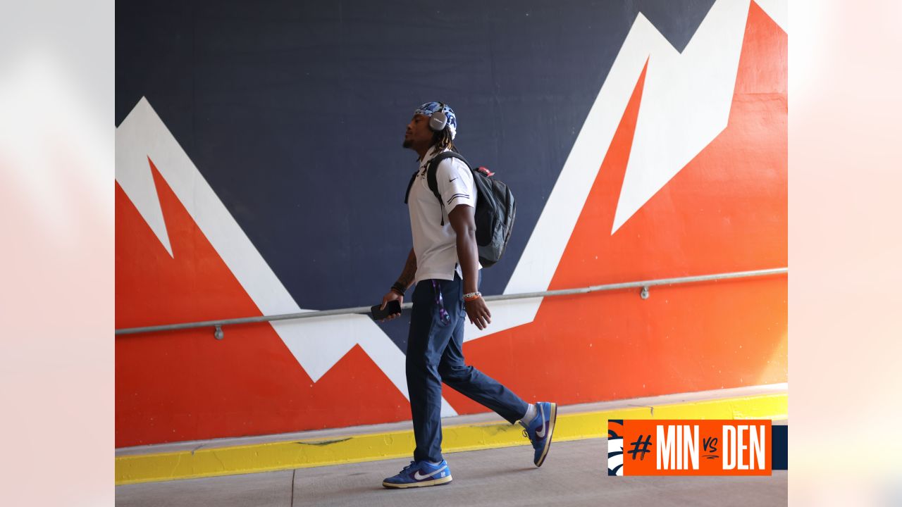 Pregame photos: Broncos arrive and prepare for preseason finale vs. the  Vikings