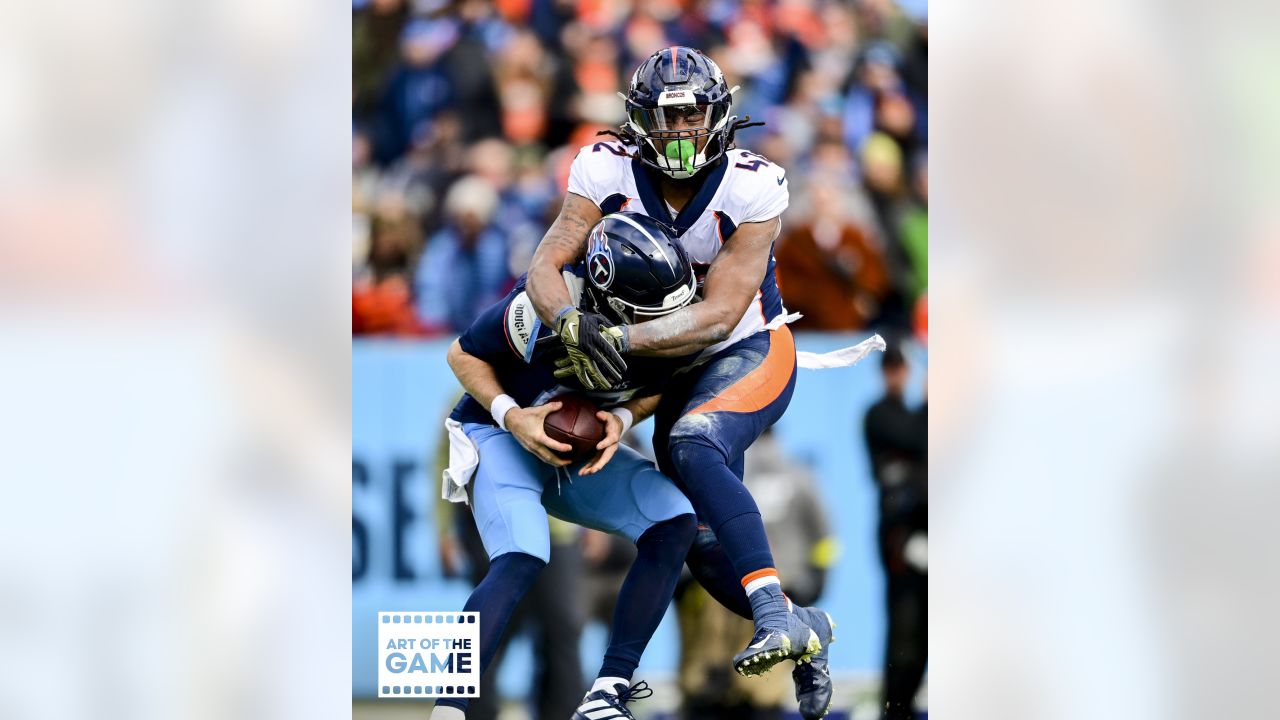 Pregame photos: Broncos arrive and prepare for Week 10 game vs. Titans