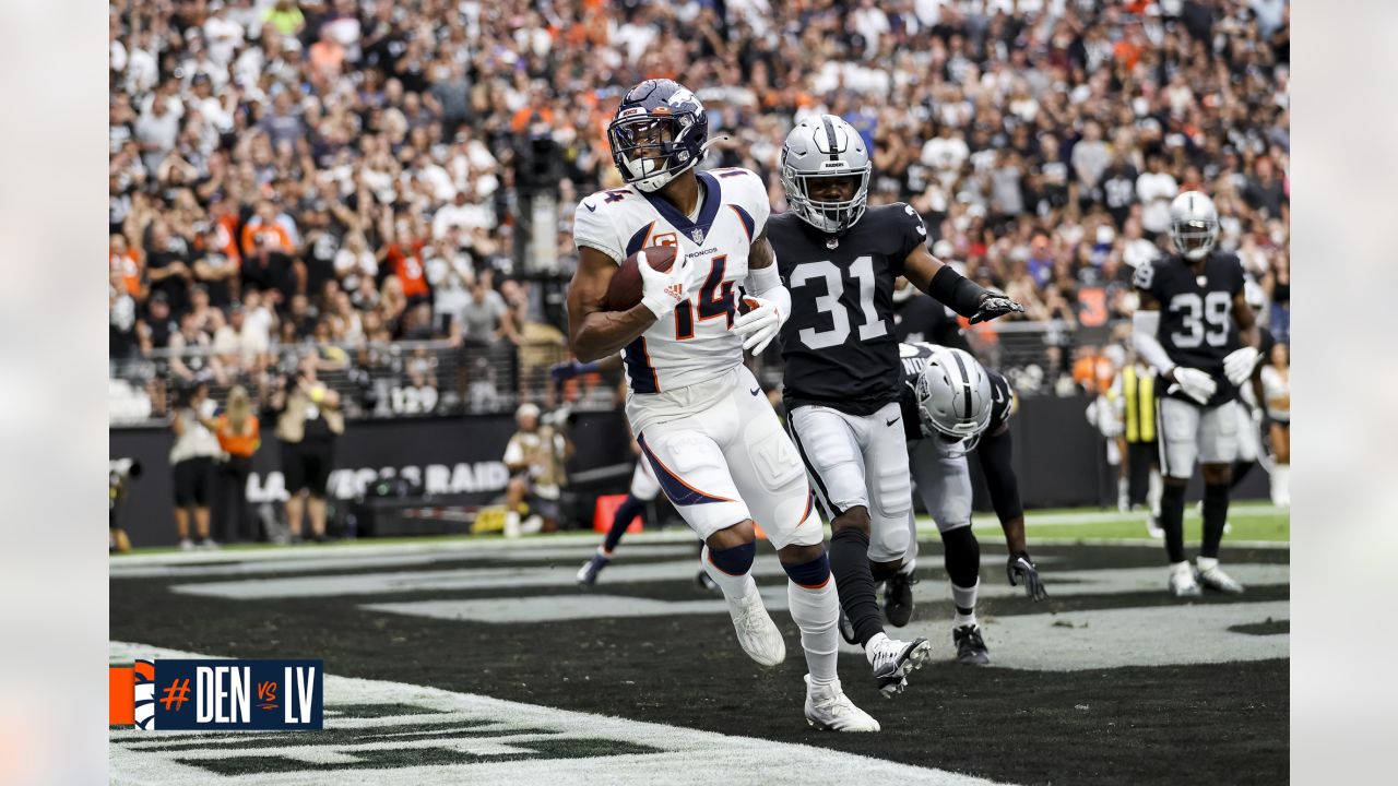 Jacobs, defense lead Raiders to 1st win, 32-23 over Broncos