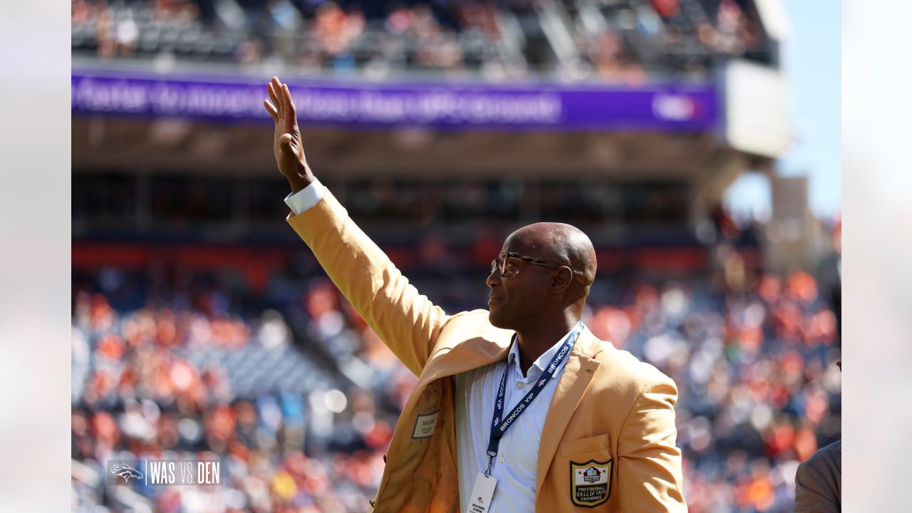 Broncos to honor 25th anniversary of Super Bowl XXXIII team, Hall of Famer  DeMarcus Ware during Alumni Weekend game vs. Commanders