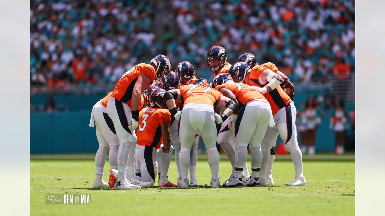 Photo gallery: Miami Dolphins prepare for home opener against Denver Broncos