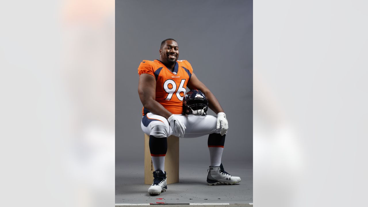 Shelby Harris agrees to 3-year deal to stay with Denver Broncos – The  Durango Herald