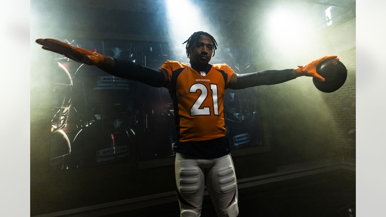 Behind the scenes at the Broncos' 2022 media day