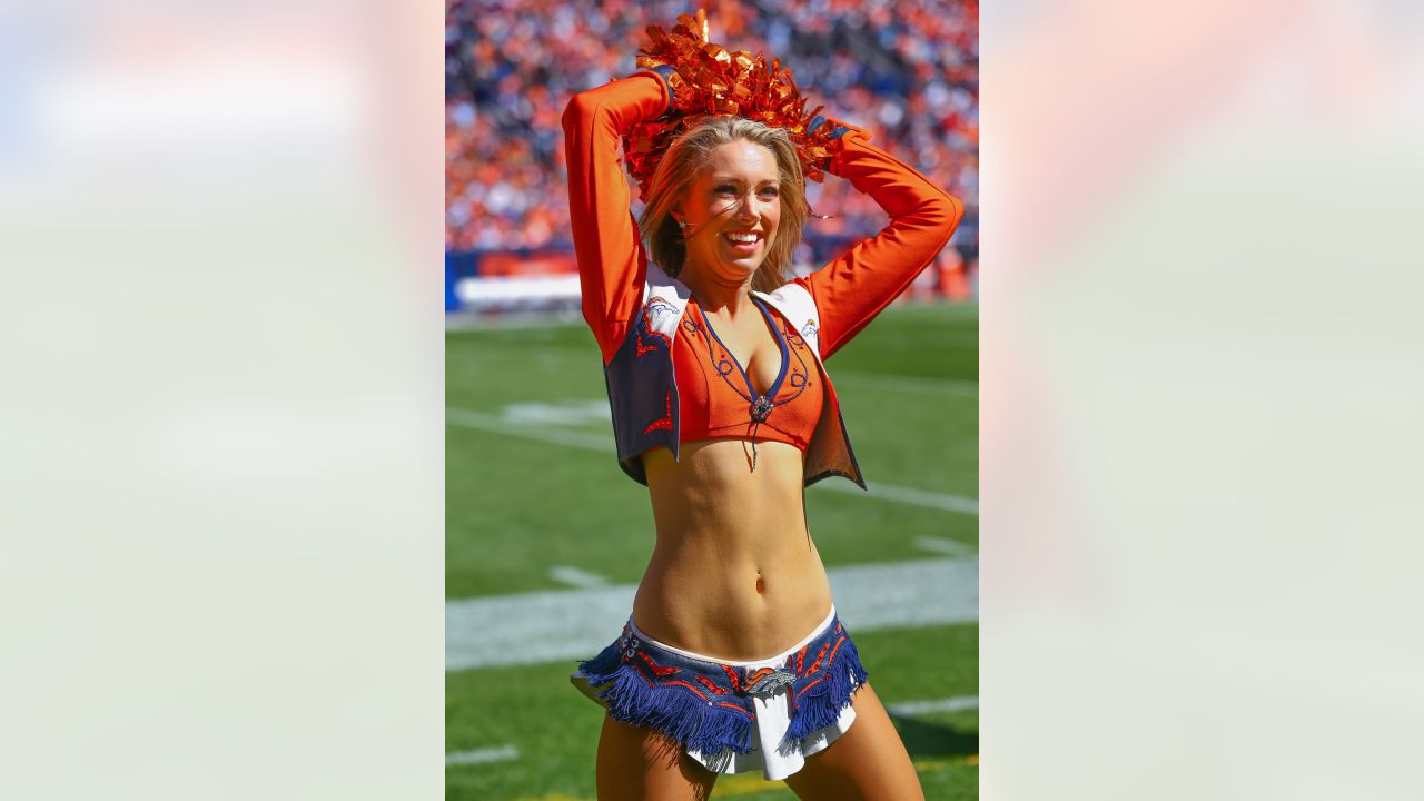 Denver Broncos Cheerleaders game gallery: Week 2 vs. Washington