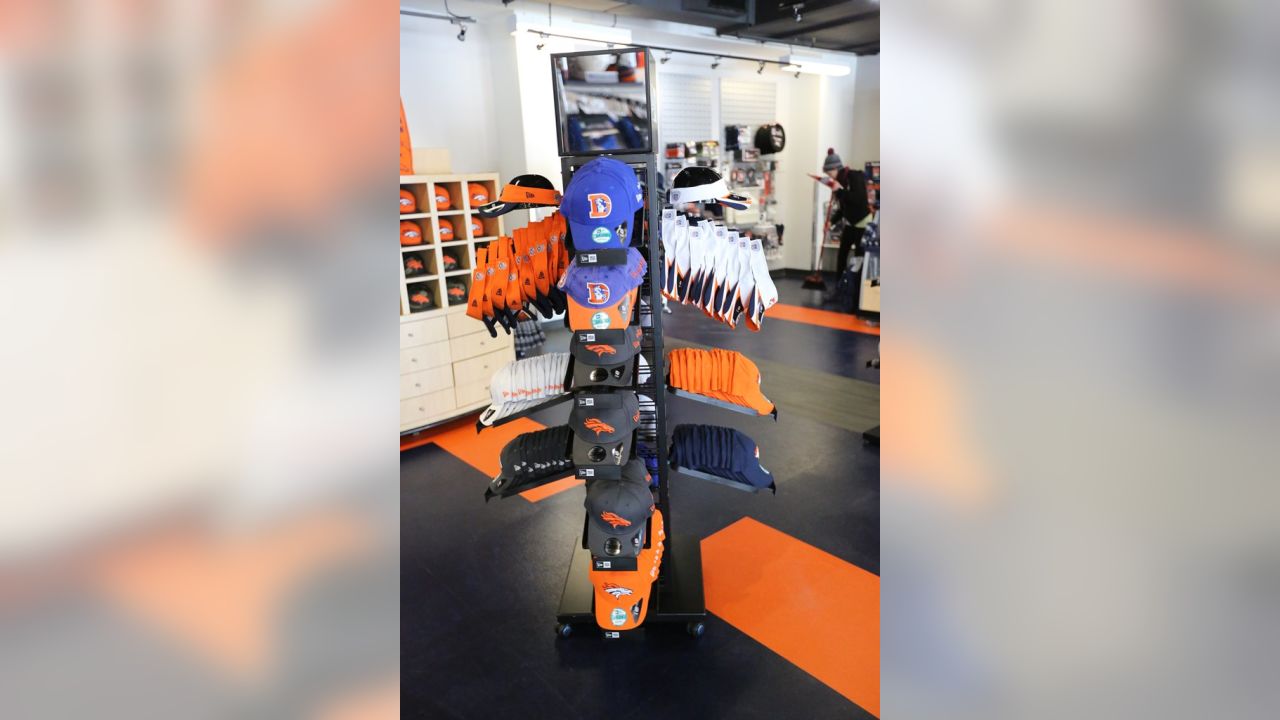 Photos at Denver Broncos Team Store - Sun Valley - 6 tips from 514 visitors