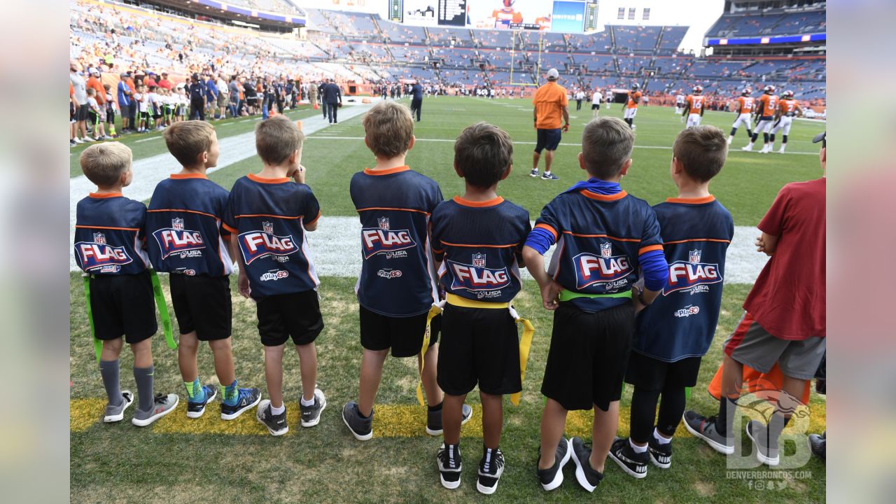 Shots of the Game: Broncos celebrate PLAY 60 and youth football