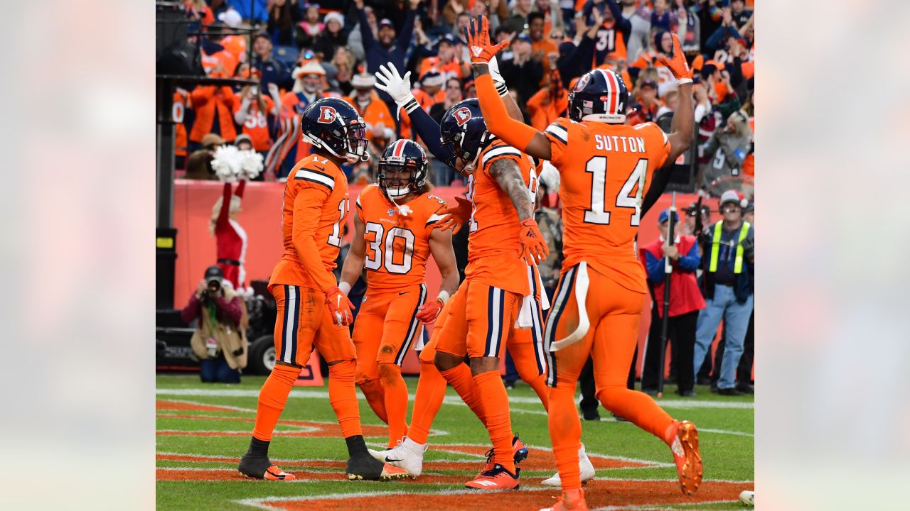 Inside the Broncos' Color Rush preparations for #DETvsDEN