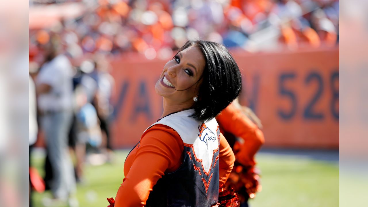 Cheerleader spotlight: DBC Brielle 