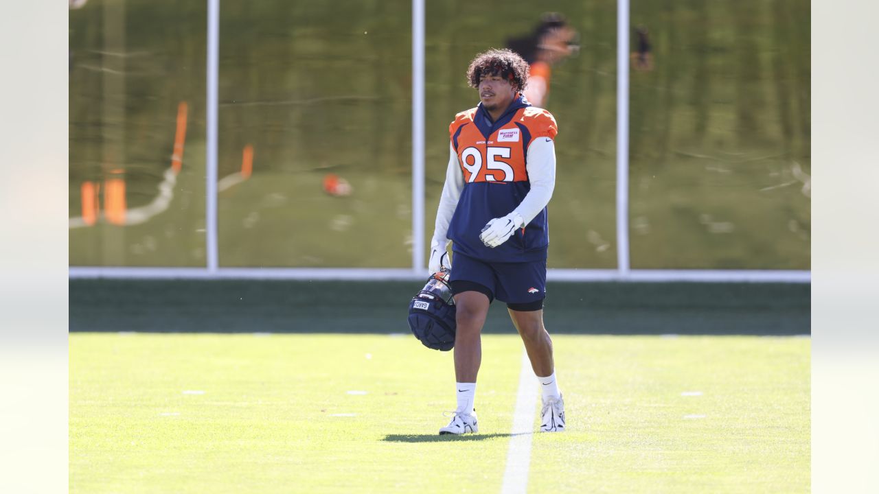 PHOTOS: Broncos Country comes out in droves for training camp