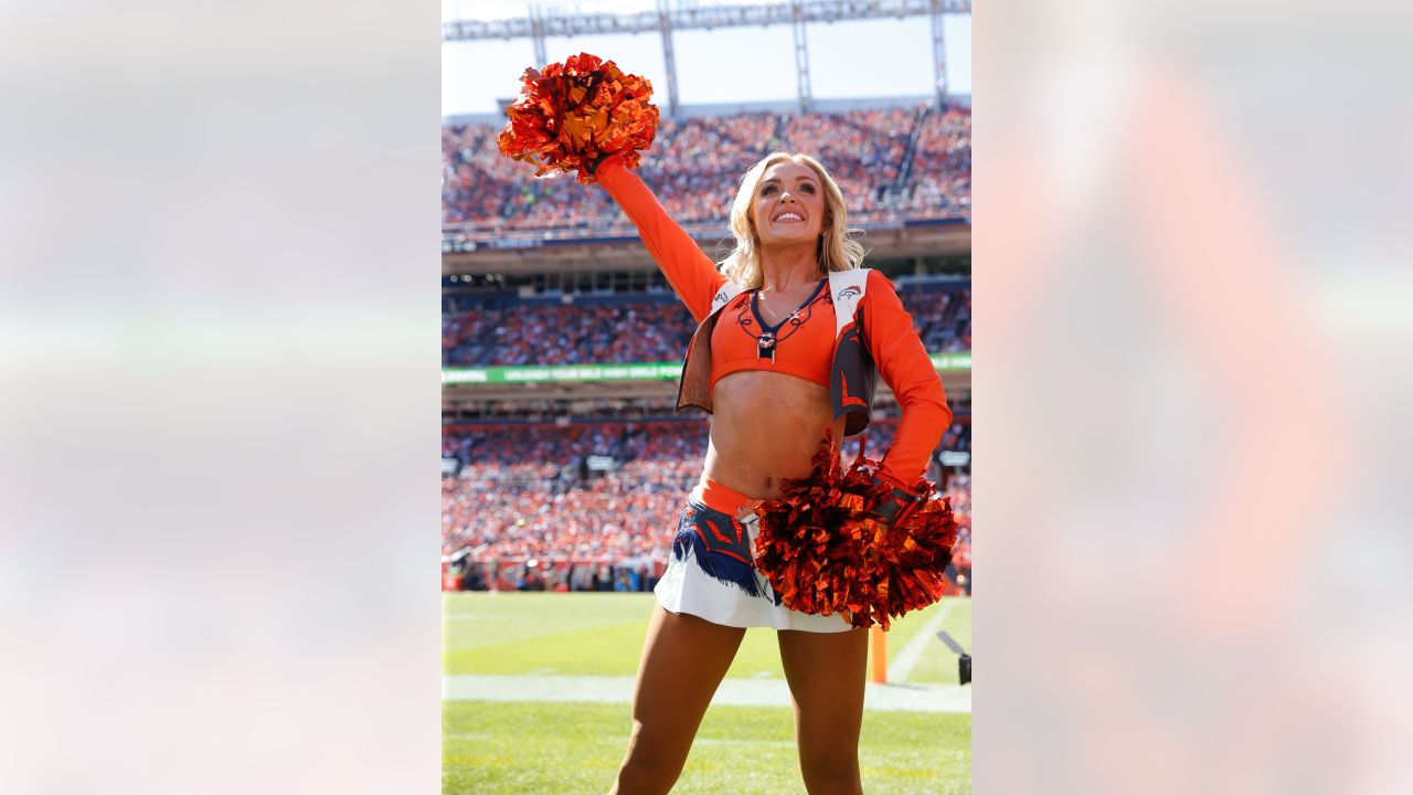 Denver Broncos Cheerleaders game gallery: Week 2 vs. Houston