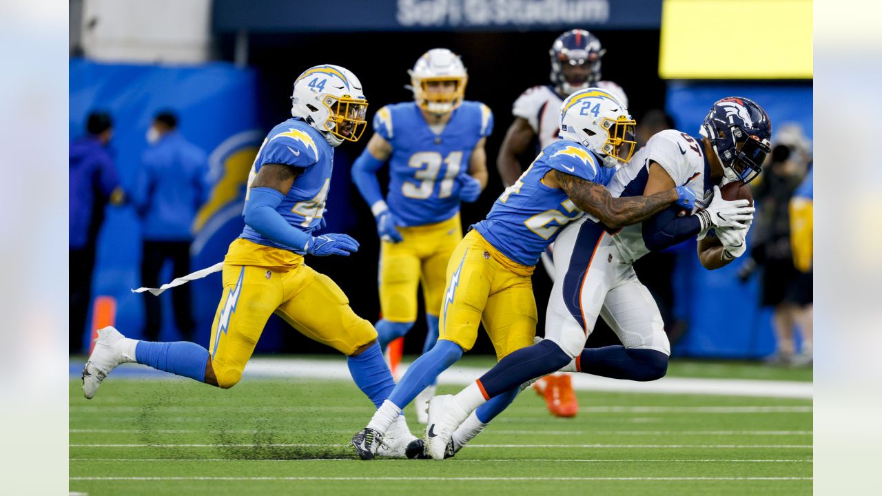 Denver Broncos cornerback Kyle Fuller (23) react against the Los Angeles  Chargers in the first half of an NFL football game Sunday, Nov 28, 2021, in  Denver. (AP Photo/Bart Young Stock Photo - Alamy