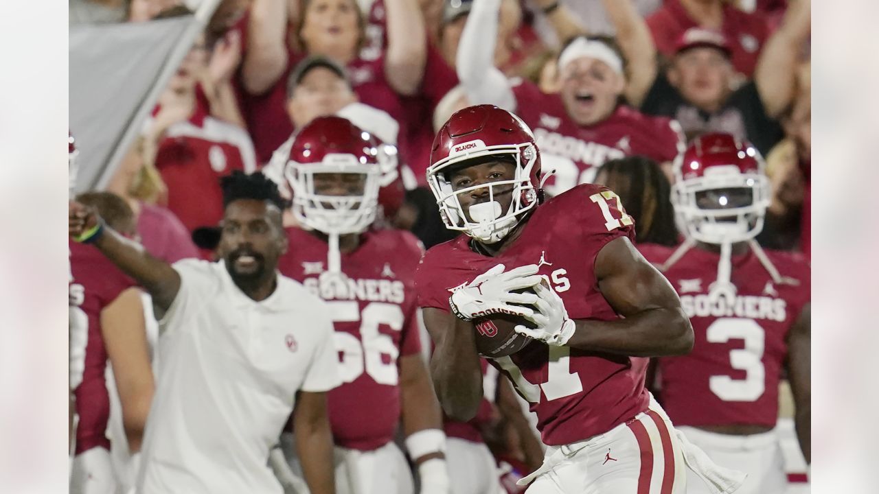 OU football: CeeDee Lamb becomes first Sooner to catch, run, pass for  touchdown in career since Brandon Daniels, Sports