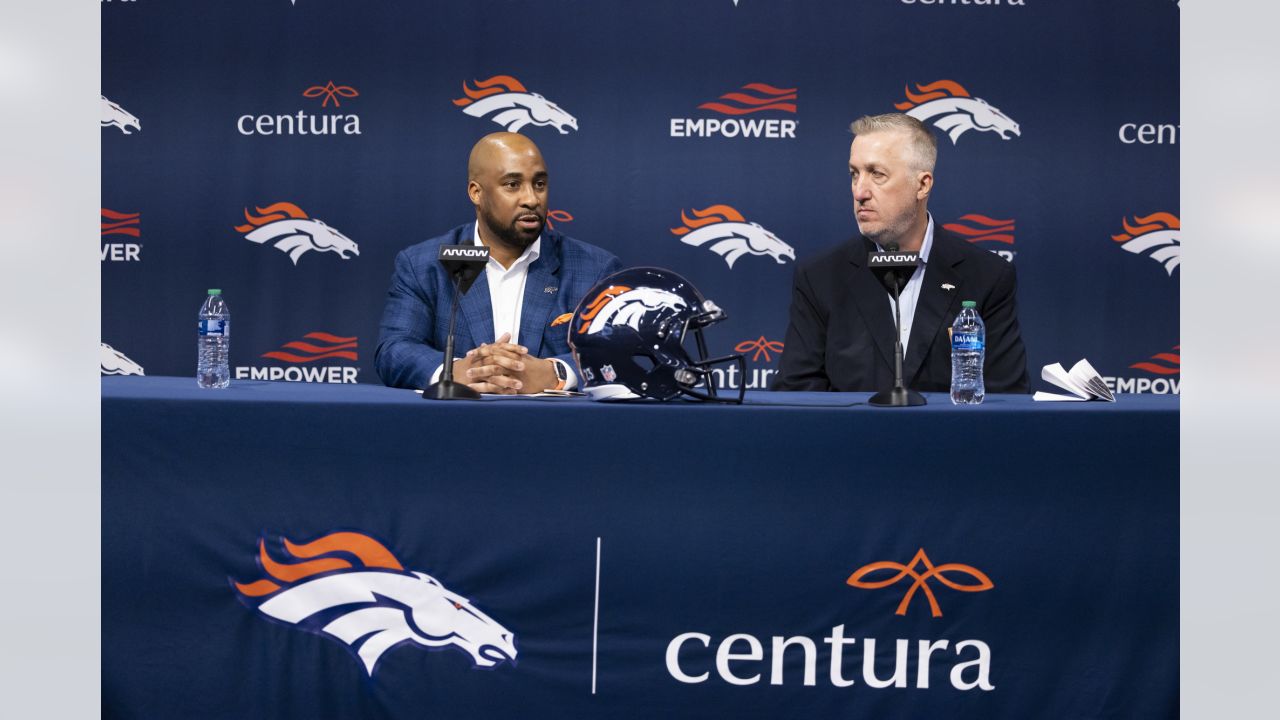 Broncos announce 10-year partnership with Centura Health, including  training facility naming rights