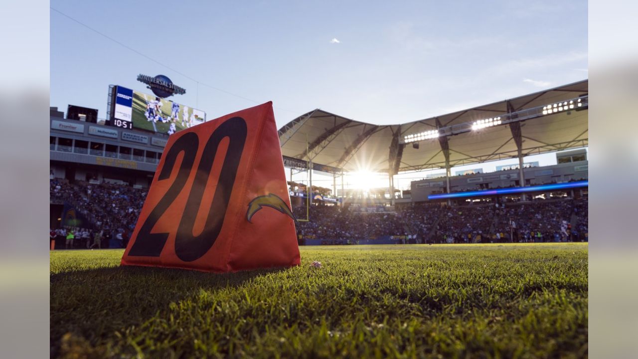 StubHub Center gets its NFL dress rehearsal Sunday when Chargers open  exhibition play - Los Angeles Times