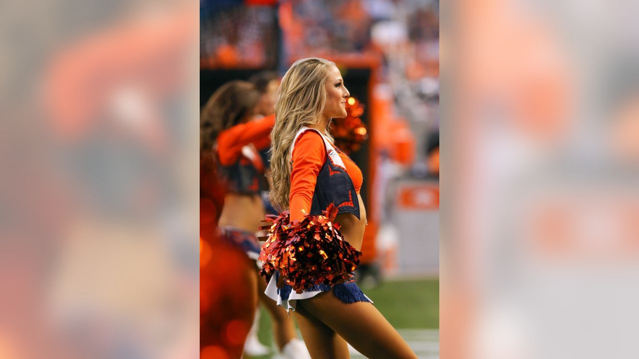 Meet Morgan: Broncos Rookie Cheerleader and Aerospace Engineer! - Science  Cheerleaders