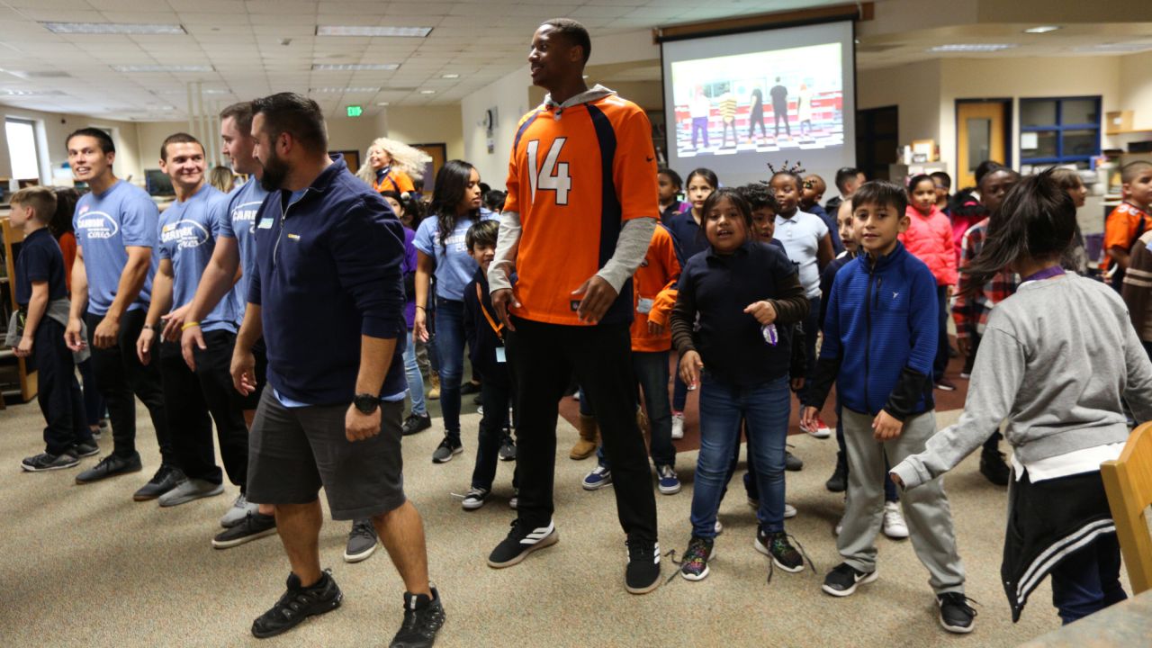 Demaryius Thomas and Courtland Sutton team up for special recess