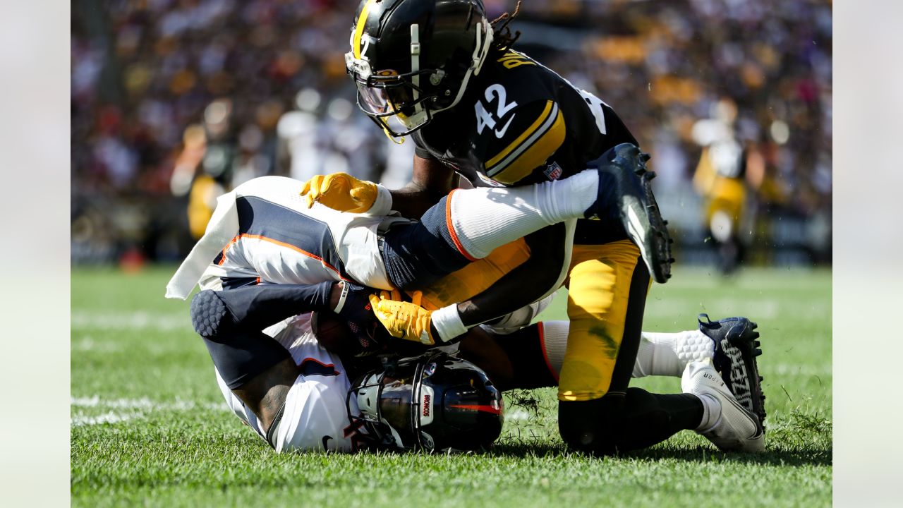 Denver Broncos vs Pittsburgh Steelers - October 10, 2021