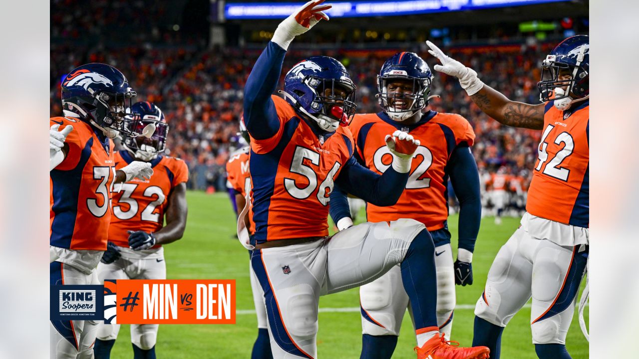 Pregame photos: Broncos arrive and prepare for preseason finale vs. the  Vikings