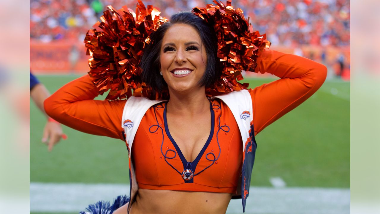 Cheerleader spotlight: DBC Brielle 