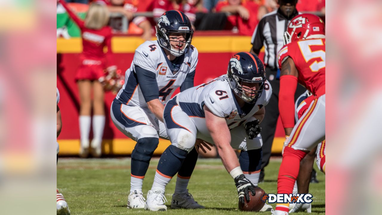 Patrick Mahomes puts on another show in 30-23 win over Broncos – The  Durango Herald