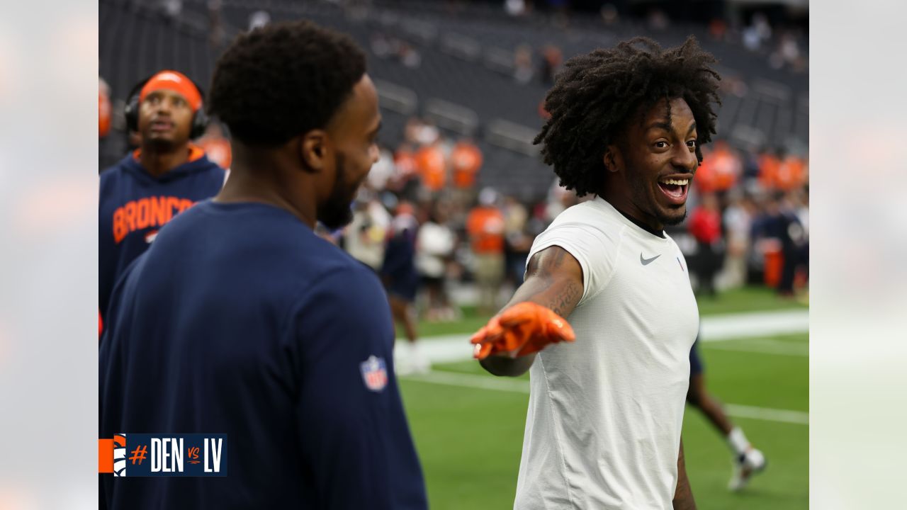 Pregame photos: Broncos arrive and prepare for Week 4 game vs. Raiders