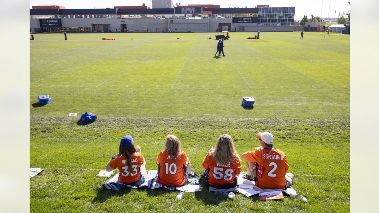 Photos: Peyton Manning, Jake Plummer visit as Broncos hold open practice on  Day 12 of 2023 Training Camp Powered by Ford