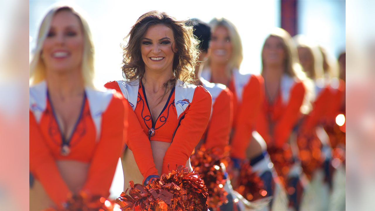 Team Spotlight: KC Chiefs Cheerleaders' New Red Uniforms