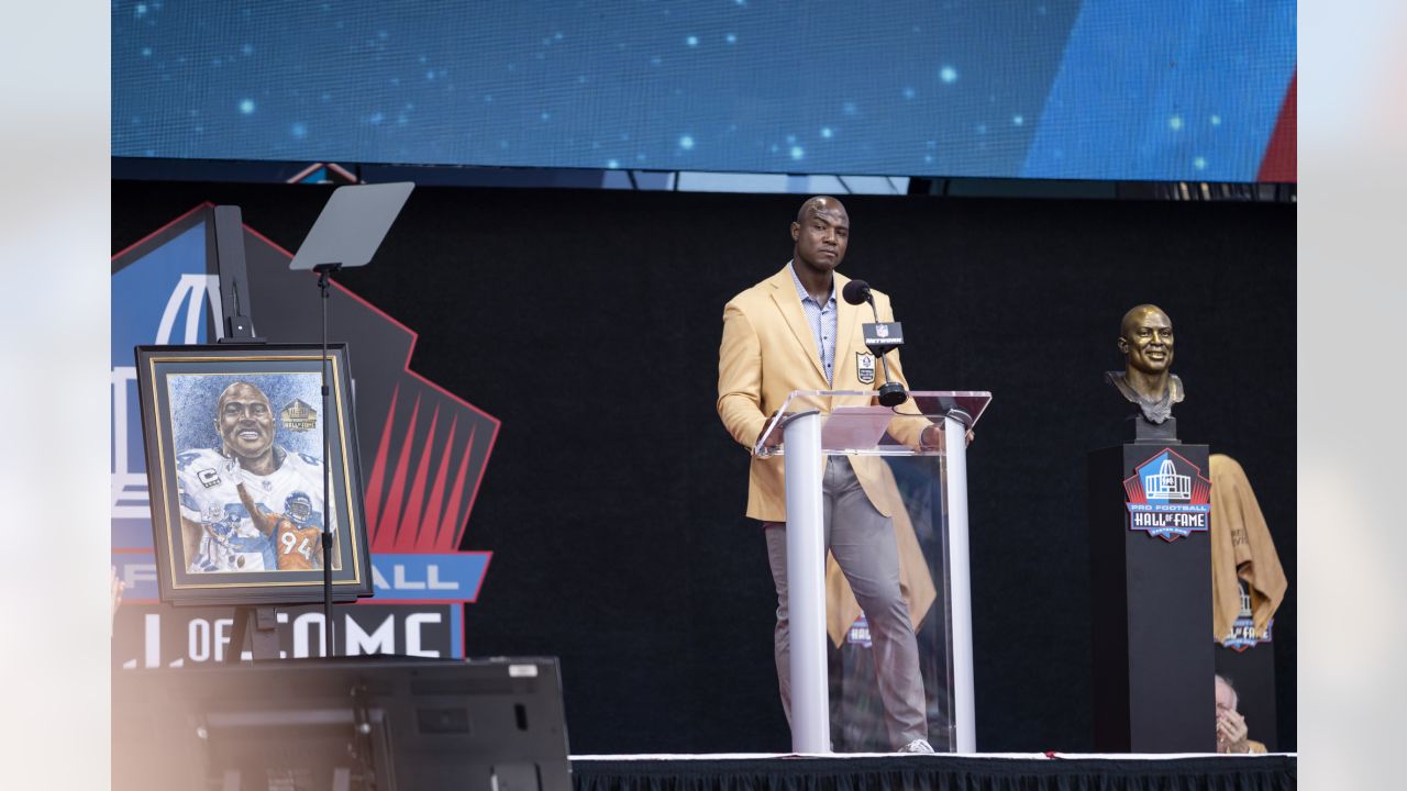 Hall of Fame linebacker DeMarcus Ware shares powerful message of  forgiveness to his father during Hall of Fame enshrinement speech