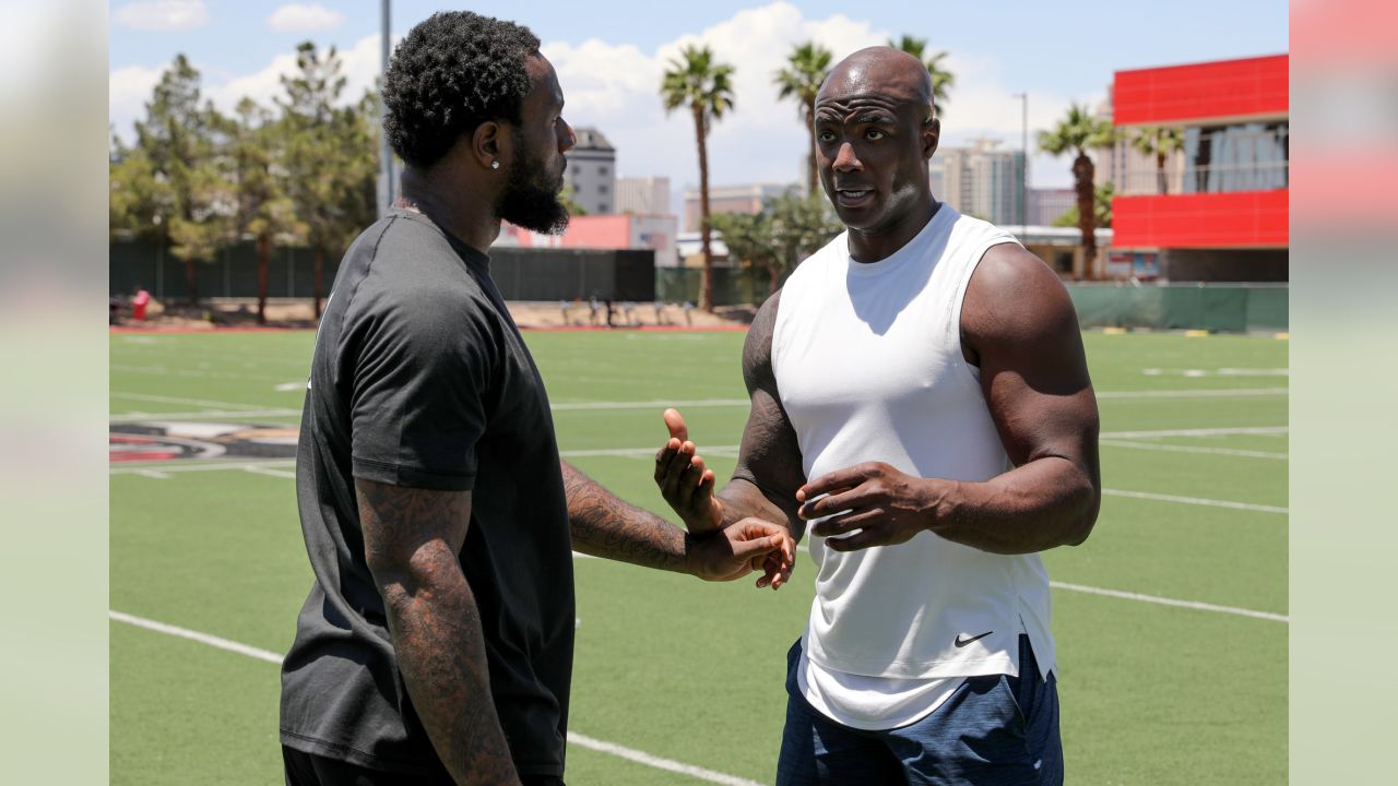 Broncos Insider: Von Miller's fifth-annual Pass Rush Summit returns to Las  Vegas this weekend