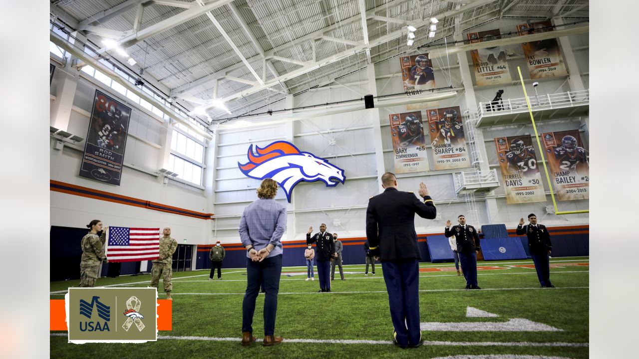 Children attending the Denver Broncos Salute to Service - PICRYL - Public  Domain Media Search Engine Public Domain Image