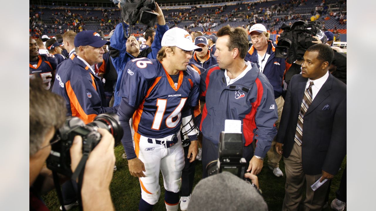 PHOTOS: Denver Broncos top Oakland Raiders 24-6 in Gary Kubiak finale