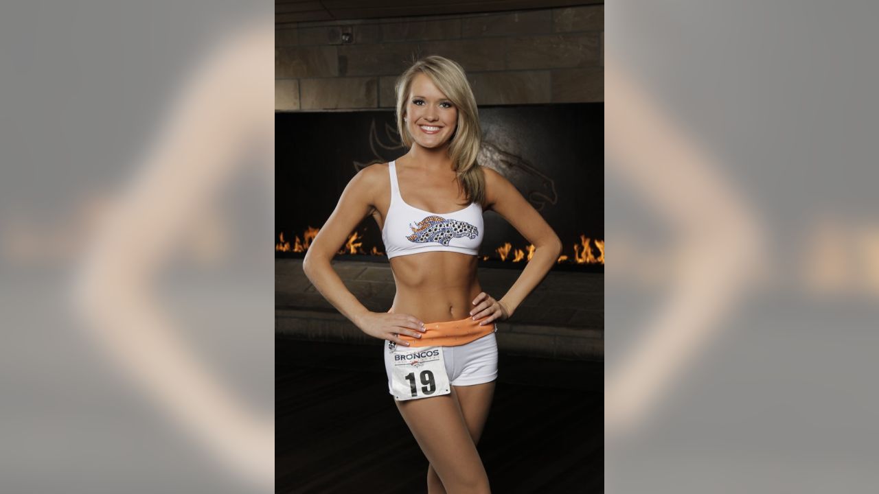 Denver Broncos Cheerleaders Release Their 2013 Calender