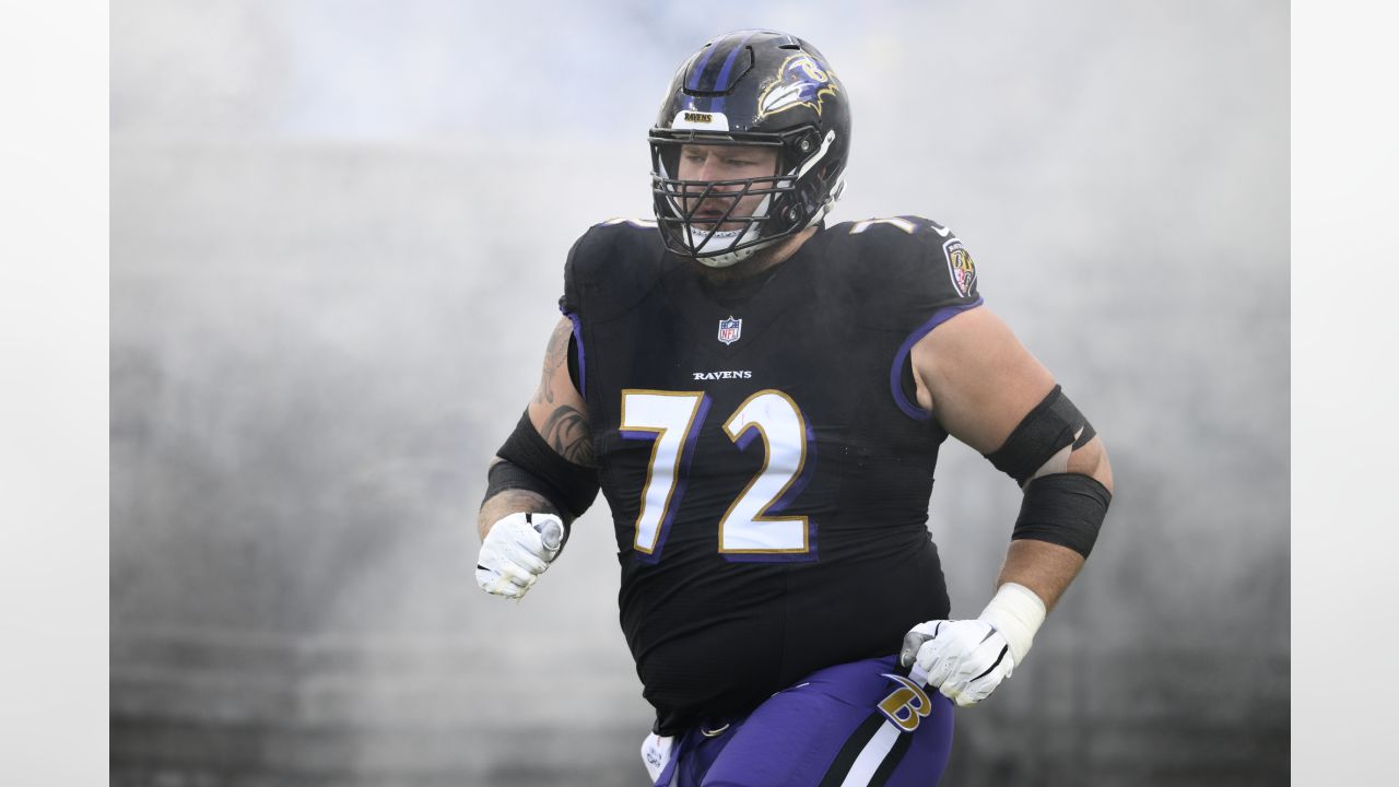 Baltimore Ravens guard Ben Powers (72) lines up for the play