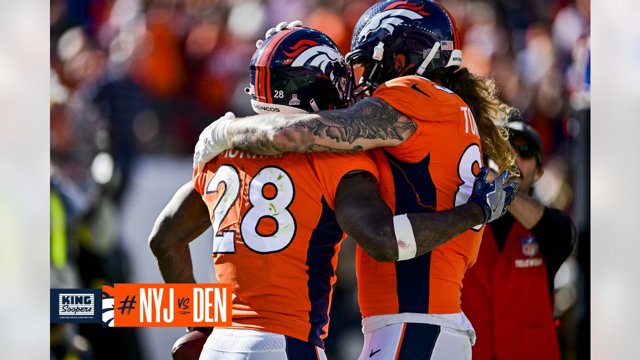 Broncos vs. Jets game gallery: Denver in a tight battle vs. New York