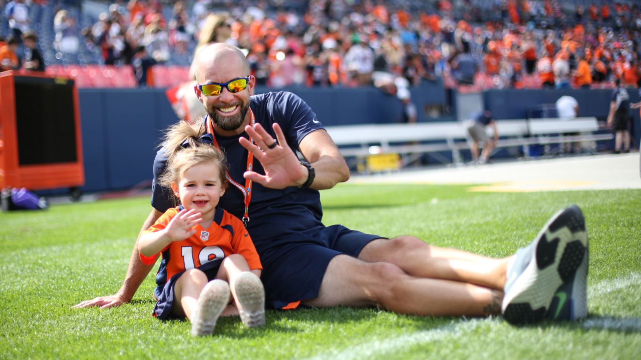 Denver Broncos - Rick Upchurch and family. © Eric Lars Bakke