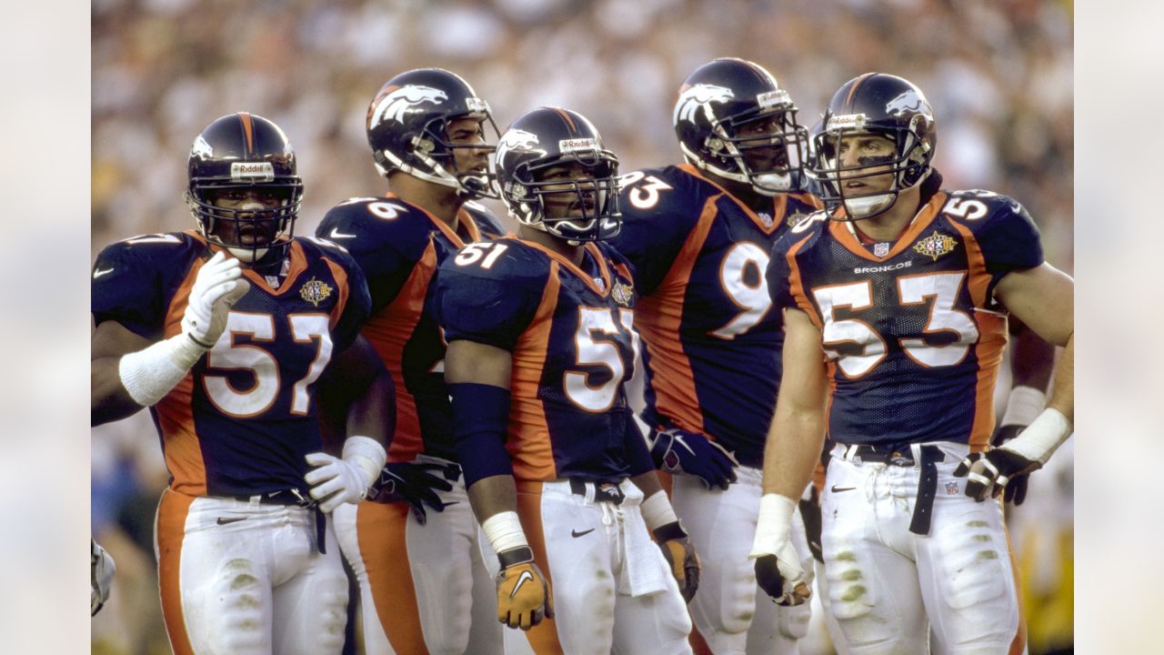 PACKERVILLE, U.S.A.: Super Bowl XXXII — As Seen By the Media