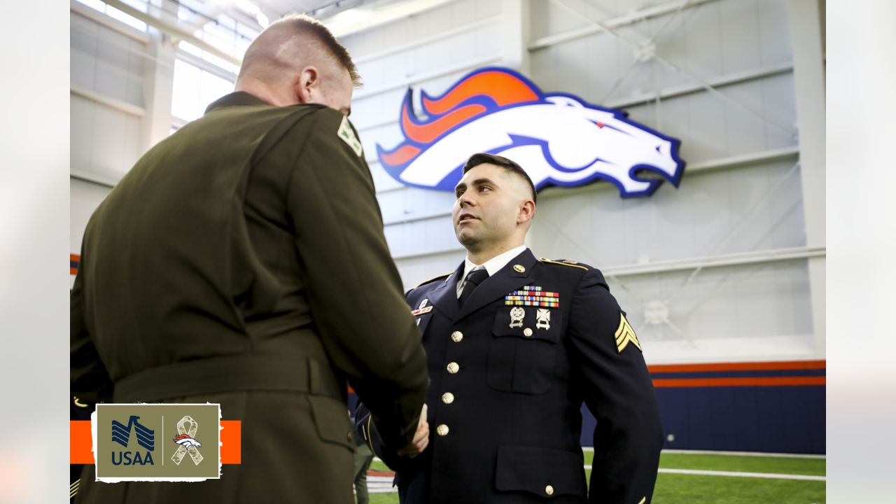 Broncos TE Andrew Beck wins NFL's Salute to Service Award - The San Diego  Union-Tribune