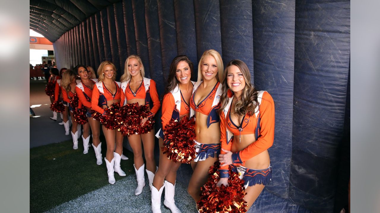 Broncos Cheerleaders on X: .@DBC_Jaelyn is bringing some much