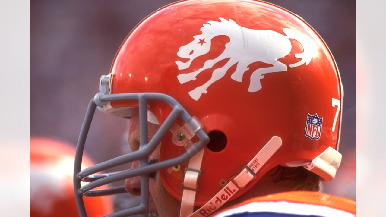 Karl Mecklenburg (77) – Denver Broncos History