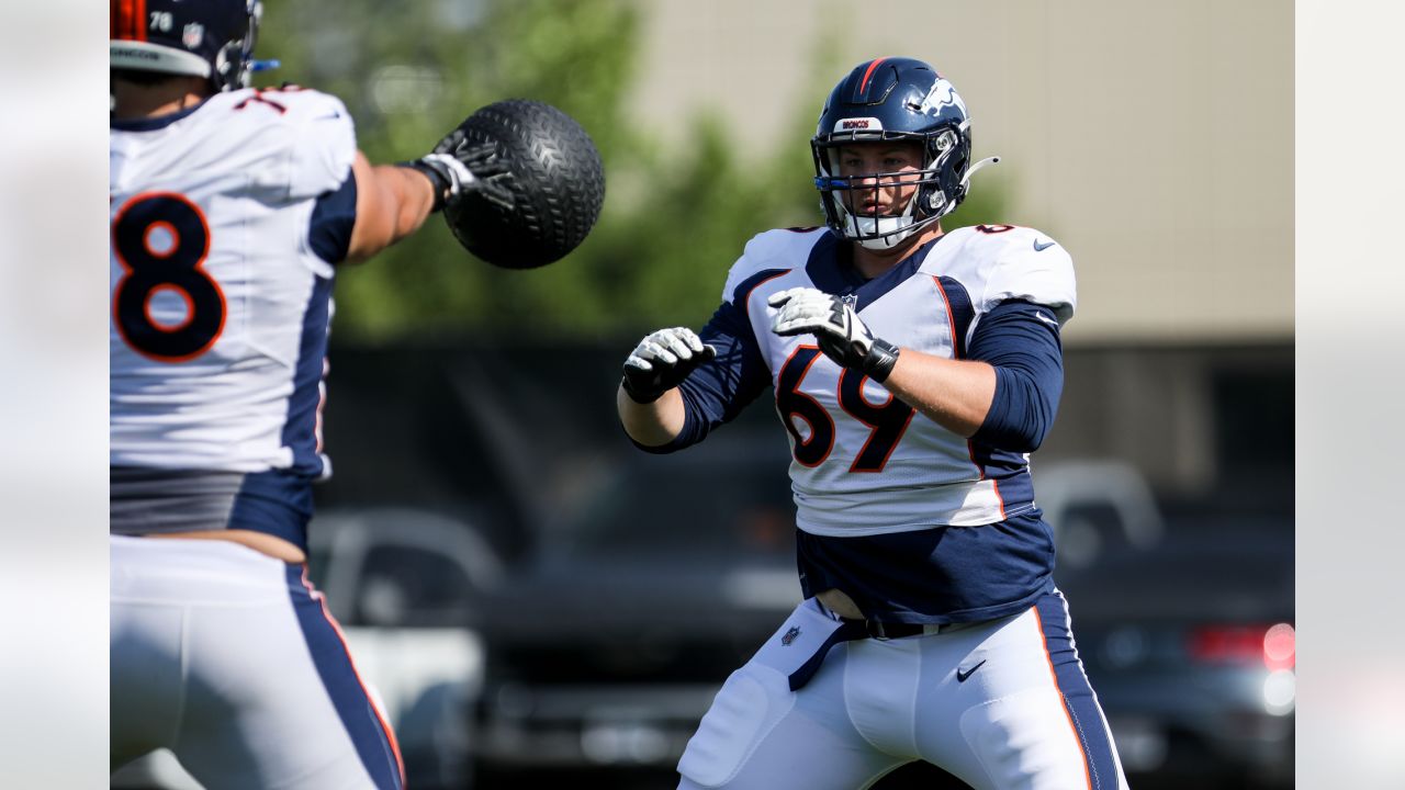 Okwuegbunam, McLaughlin help the Broncos rout the mistake-prone Rams 41-0  in preseason finale - ABC News