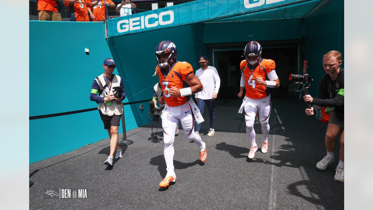 Photo gallery: Miami Dolphins prepare for home opener against Denver Broncos