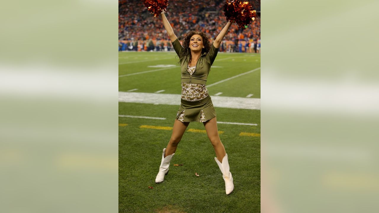 Denver Broncos Cheerleaders don Salute to Service uniforms for #NEvsDEN