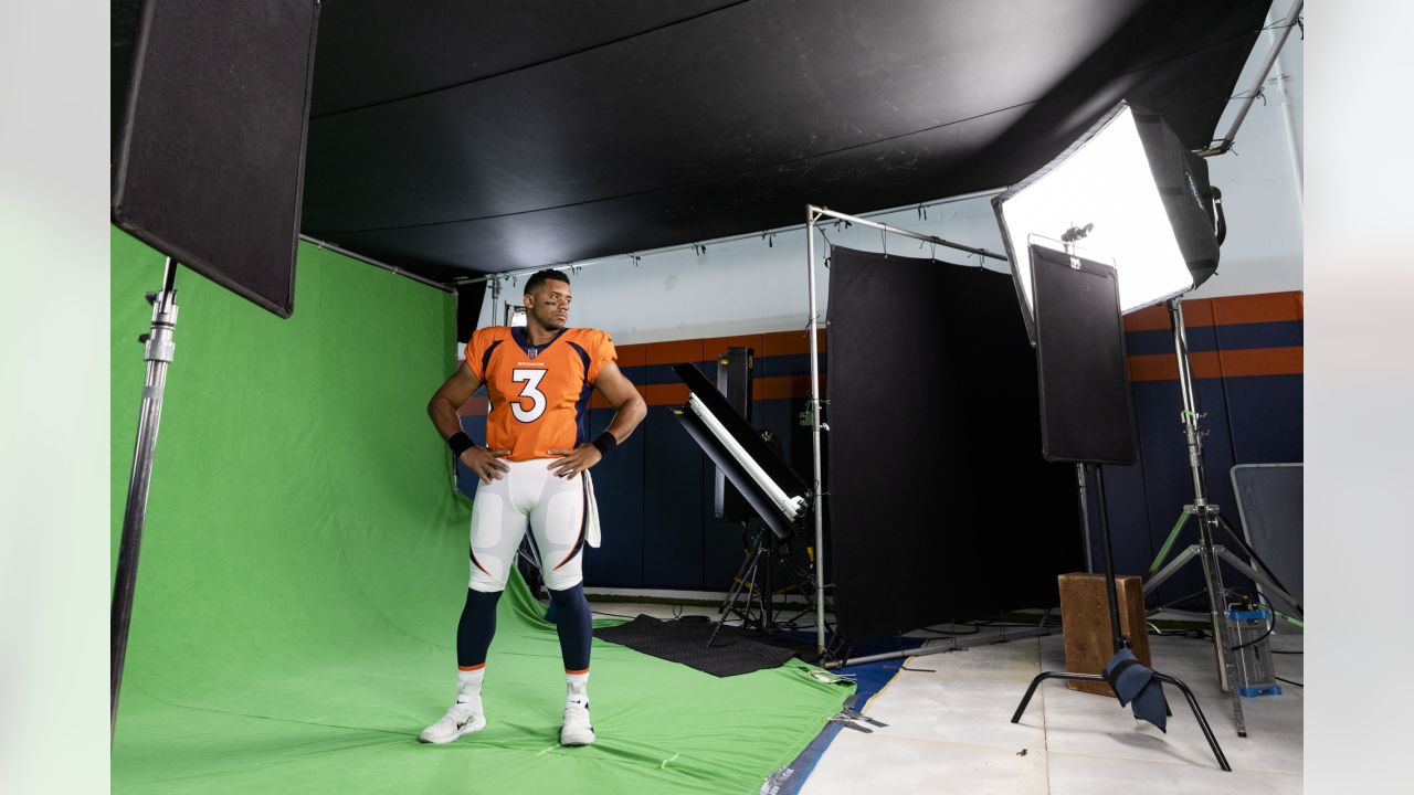 Behind the scenes at the Broncos' 2022 media day