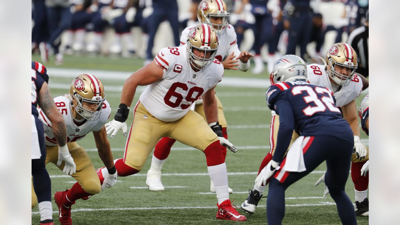 Tackle (69) Mike McGlinchey of the San Francisco 49ers blocks against the  Los Angeles Rams in