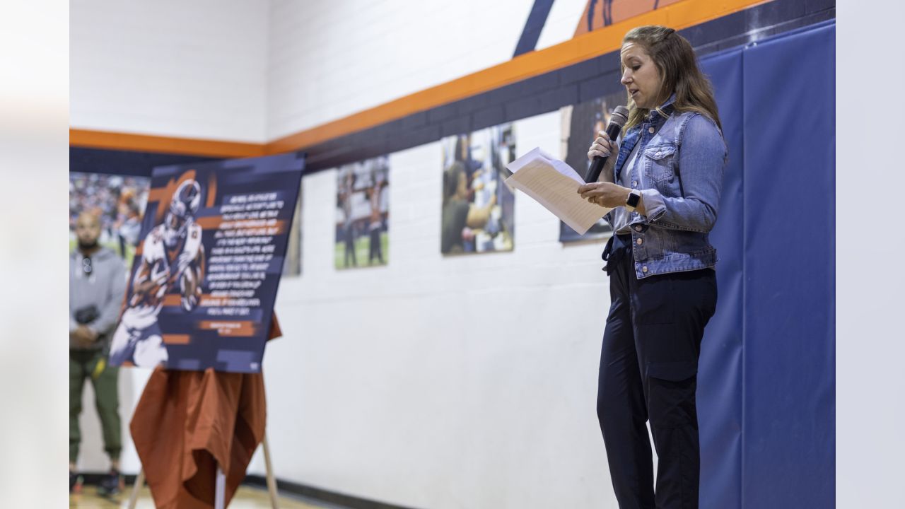 Emmanuel Sanders honors former Broncos teammate Demaryius Thomas with jersey  donation to Boys & Girls Club – The Fort Morgan Times