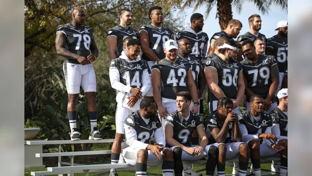 So fresh, so clean: Broncos' 2020 Pro Bowlers don game uniforms for AFC  team photo