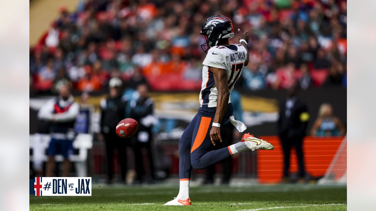 ENGLISH FOOTBALL FAN EXPERIENCES NFL!  Jacksonville Jaguars vs Denver  Broncos @ Wembley Stadium 