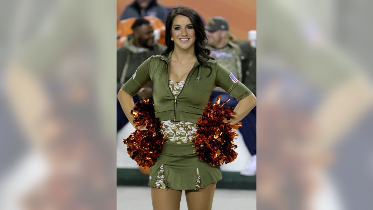 Denver Broncos Cheerleaders don Salute to Service uniforms for #NEvsDEN